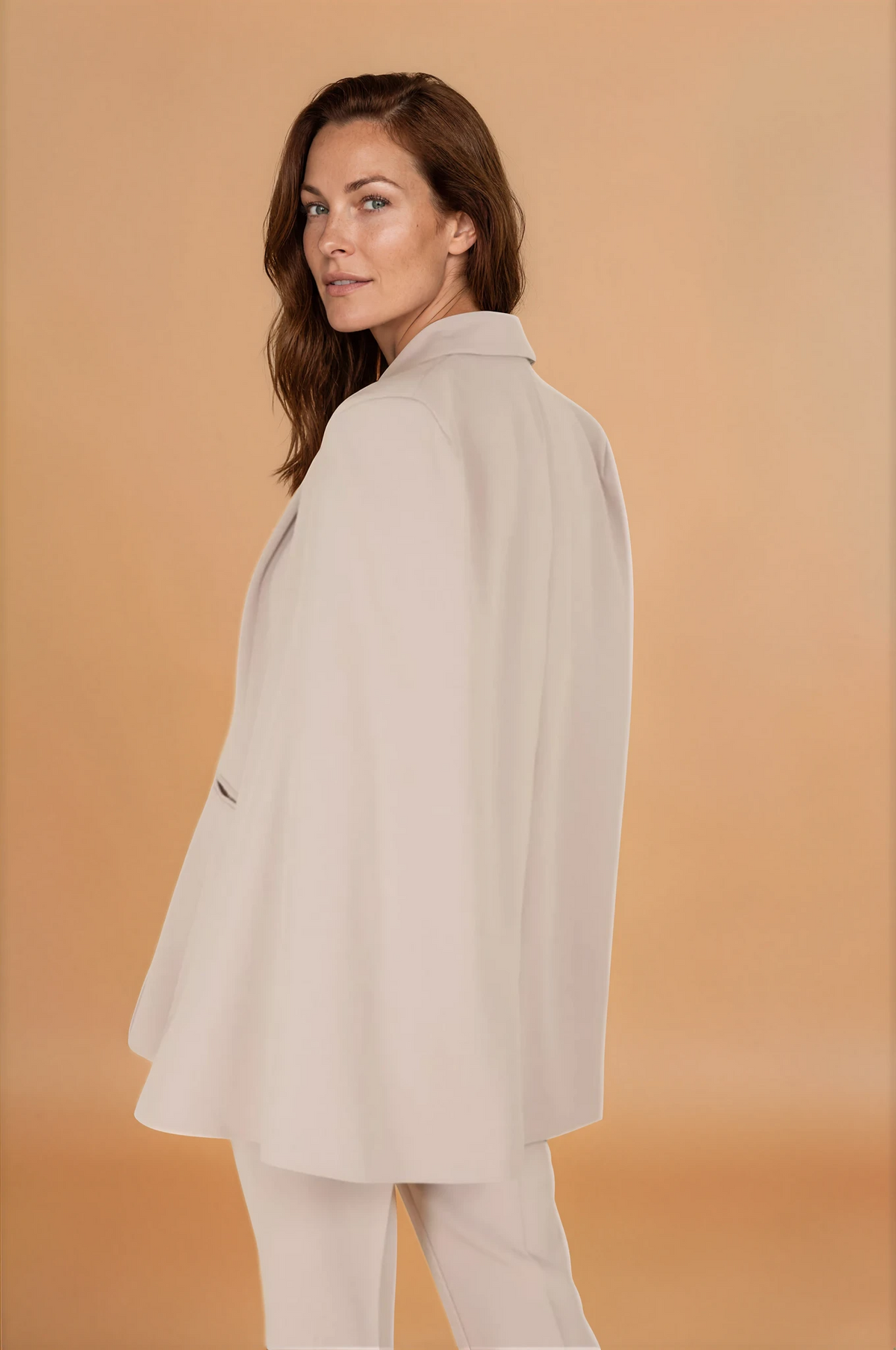 Eliza Cape Jacket Beige